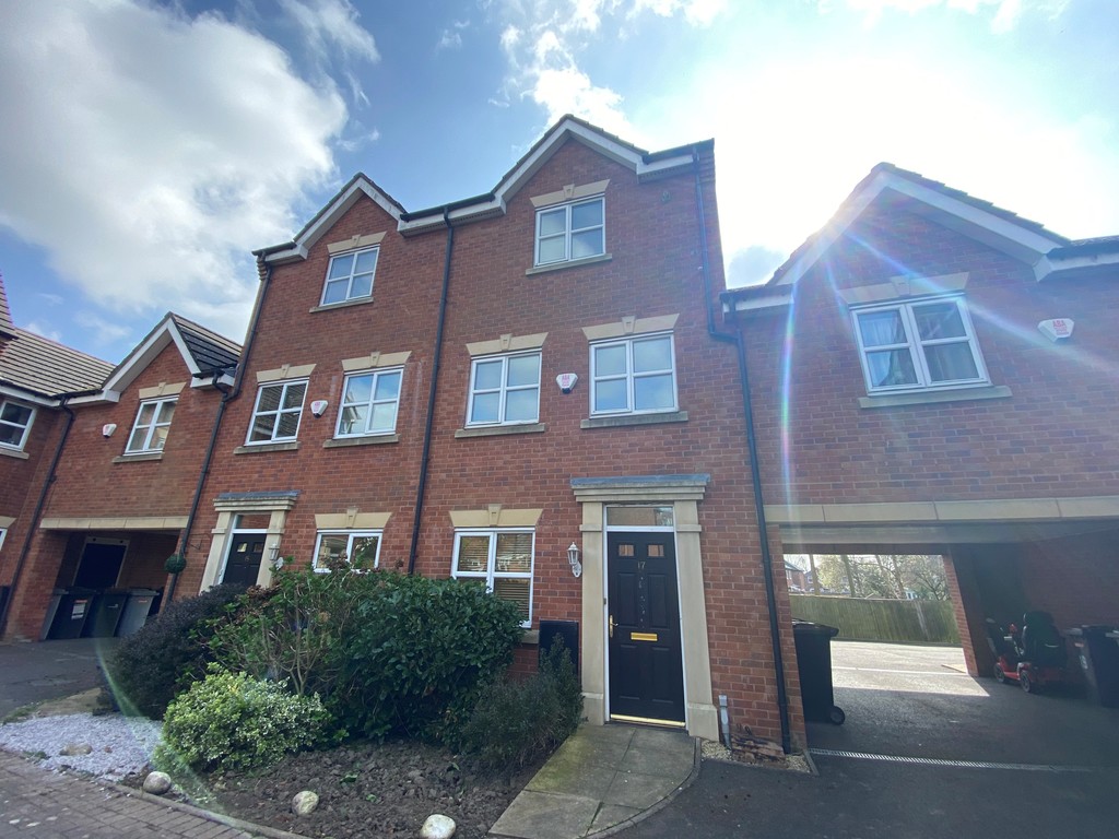 3 bed Town House for rent in Cheshire. From Martin & Co - Crewe