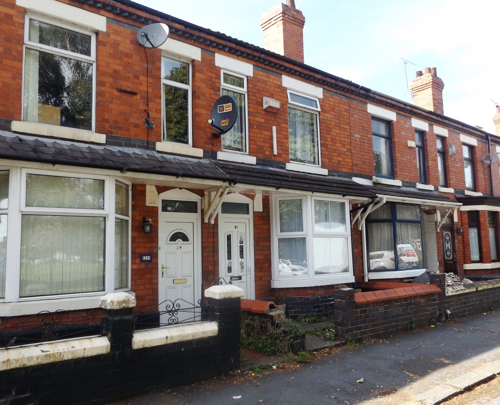 2 bed Mid Terraced House for rent in Crewe. From Martin & Co - Crewe