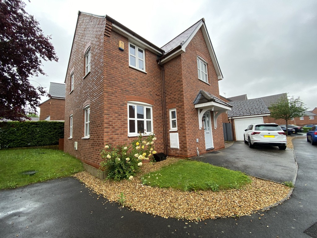 4 bed Detached House for rent in Crewe. From Martin & Co - Crewe