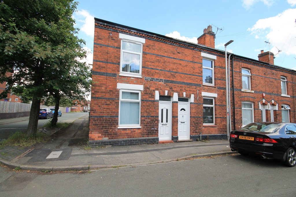 3 bed End Terraced House for rent in Coppenhall Moss. From Martin & Co - Crewe