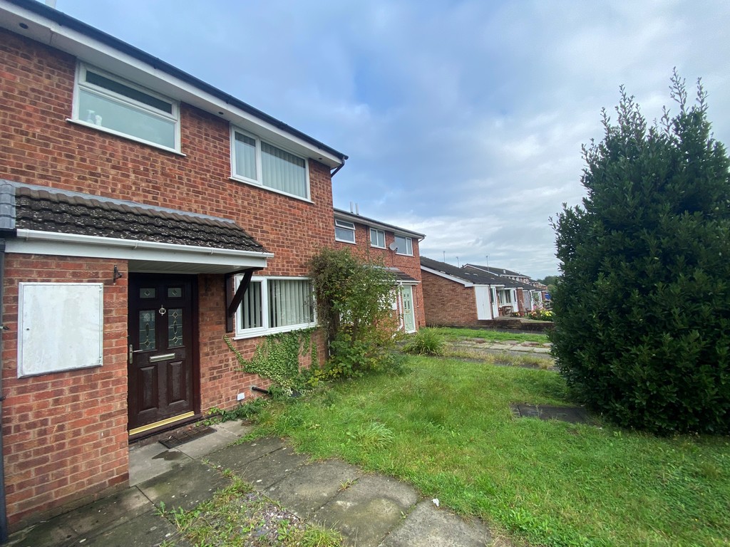 2 bed Mews for rent in Coppenhall Moss. From Martin & Co - Crewe