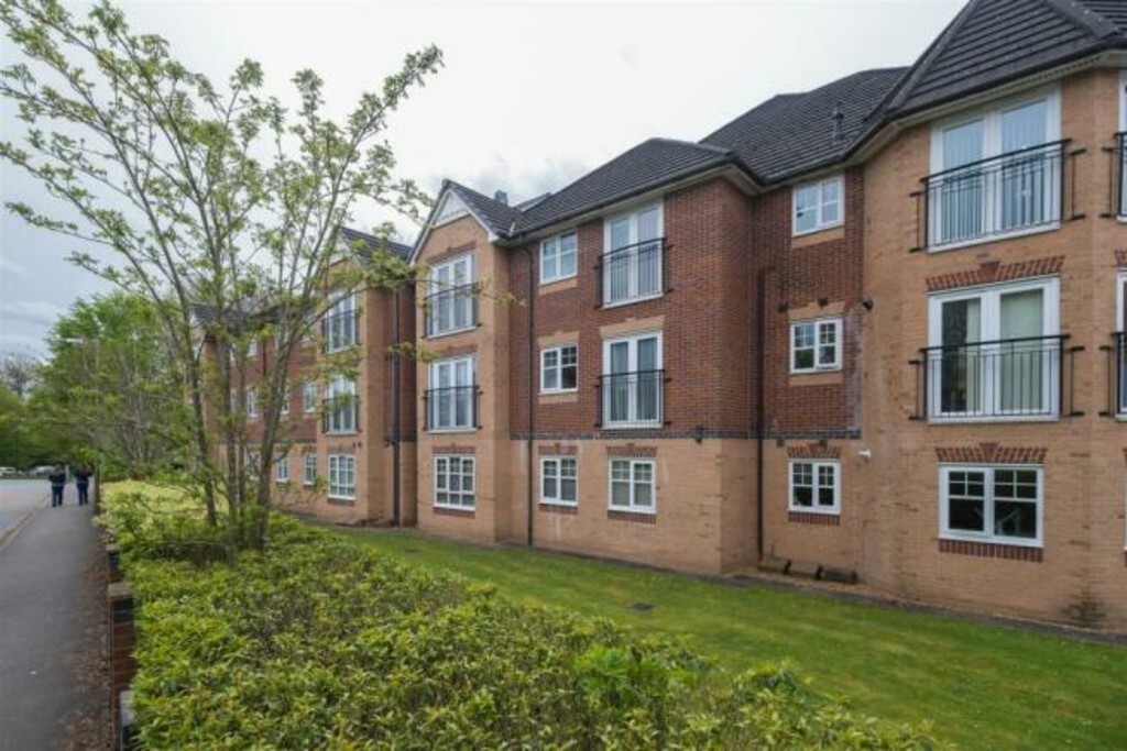2 bed Apartment for rent in Cheshire. From Martin & Co - Crewe