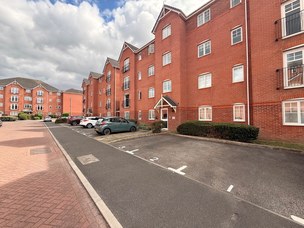 2 bed Apartment for rent in Coppenhall Moss. From Martin & Co - Crewe