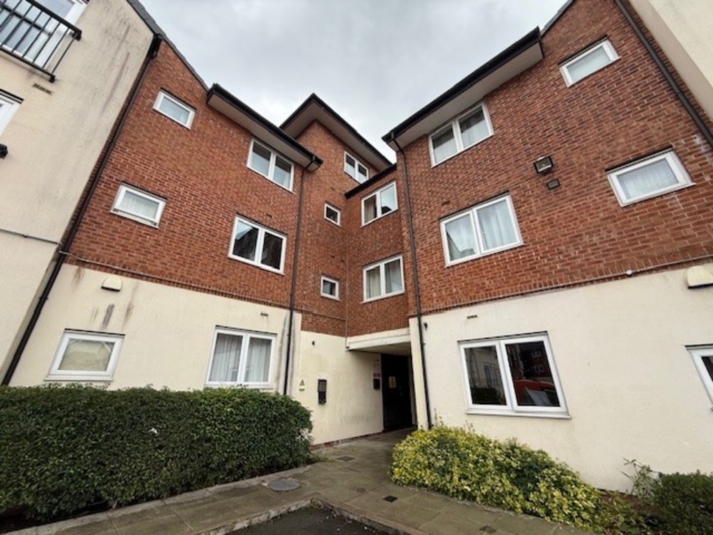 1 bed Apartment for rent in Cheshire. From Martin & Co - Crewe 1 bed Apartment for rent in Cheshire. From Martin & Co - Crewe