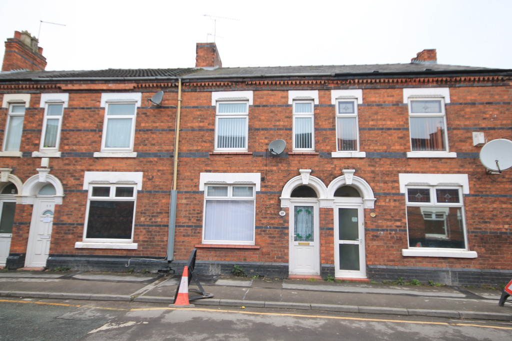 3 bed Mid Terraced House for rent in Coppenhall Moss. From Martin & Co - Crewe 3 bed Mid Terraced House for rent in Coppenhall Moss. From Martin & Co - Crewe