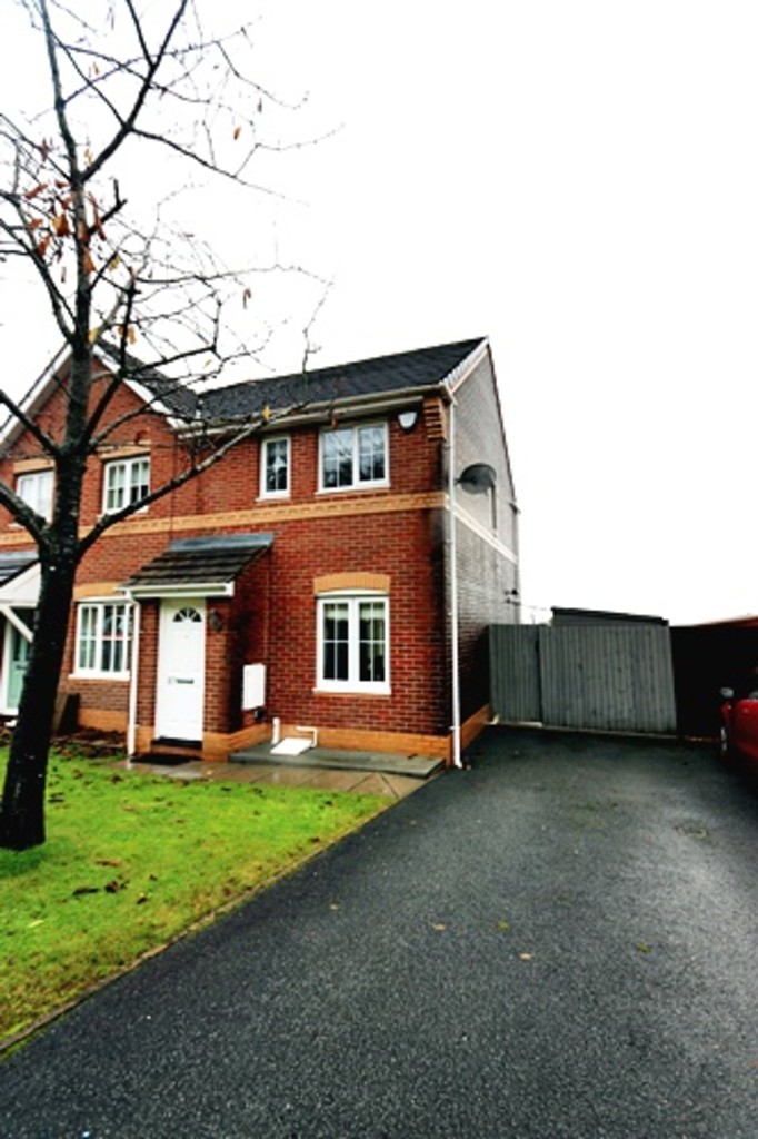 2 bed Semi-Detached House for rent in Cwmbran. From Martin & Co - Cardiff