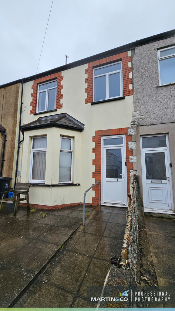 2 bed 1st Floor Flat for rent in South Wales. From Martin & Co - Cardiff