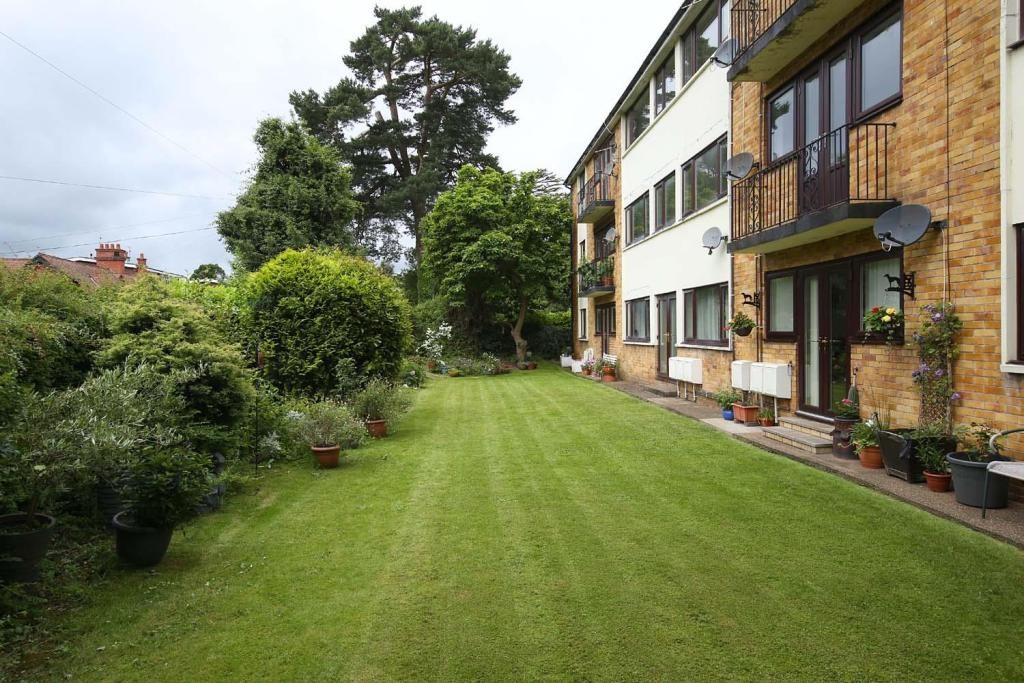 2 bed Apartment for rent in St Fagans. From Martin & Co - Cardiff