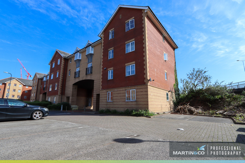 2 bed Apartment for rent in Penarth. From Martin & Co - Cardiff