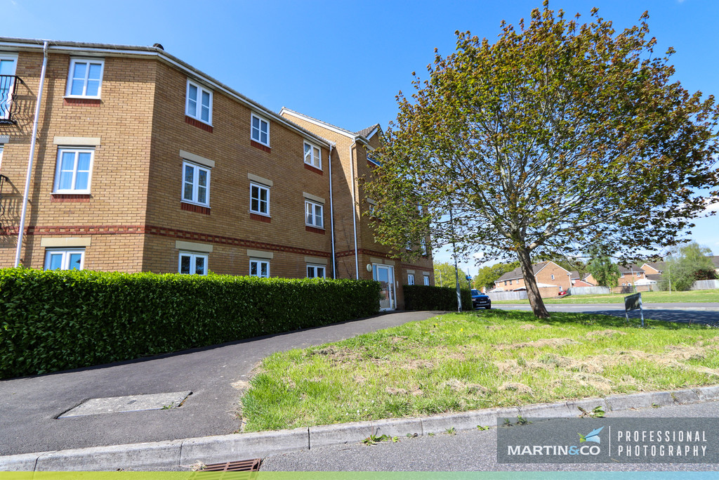 2 bed Ground Floor Flat for rent in Llanbedr Gwynllwg. From Martin & Co - Cardiff