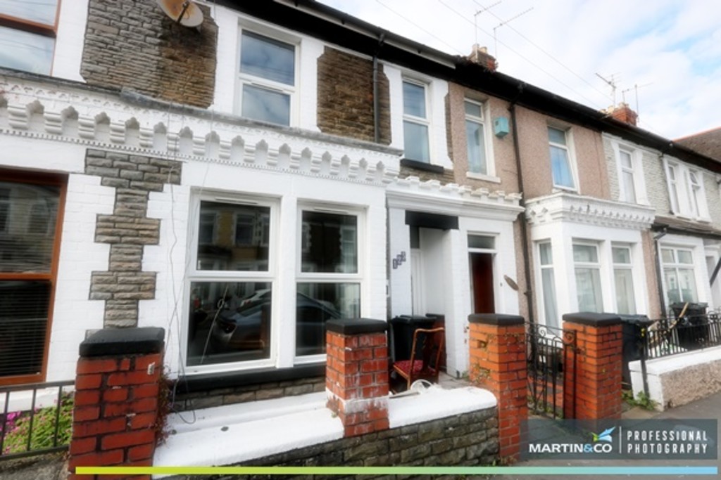 3 bed Mid Terraced House for rent in Cardiff. From Martin & Co - Cardiff