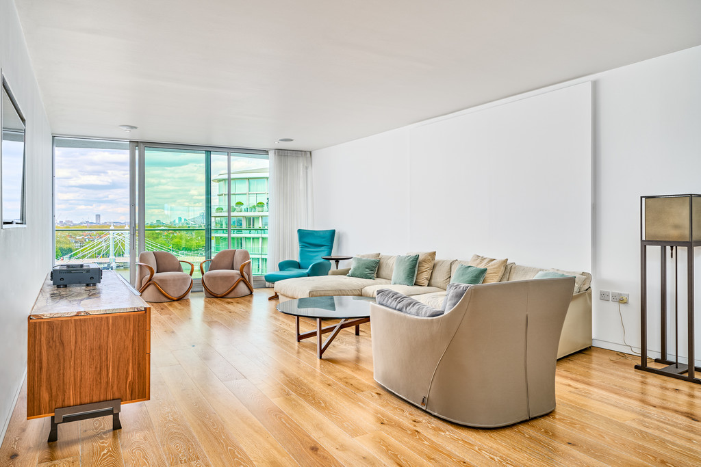 3 bed Apartment for rent in Greater London . From Martin & Co - London Riverside