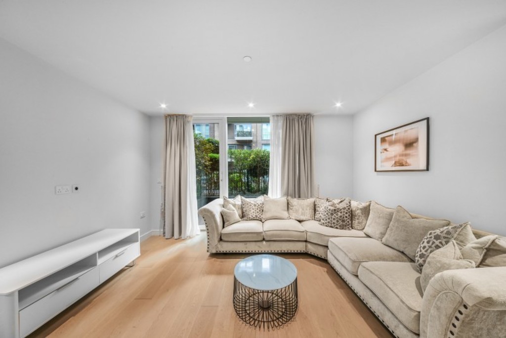 2 bed Apartment for rent in Fulham. From Martin & Co - Chelsea Riverside