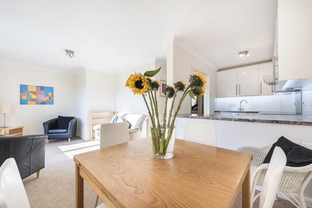 2 bed Apartment for rent in Fulham. From Martin & Co - Chelsea Riverside 2 bed Apartment for rent in Fulham. From Martin & Co - Chelsea Riverside