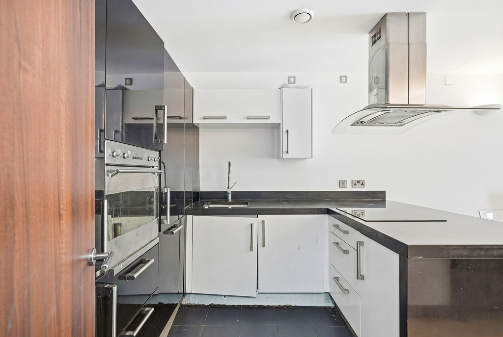 1 bed Apartment for rent in Greater London . From Martin & Co - Chelsea Riverside