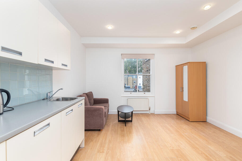 0 bed Studio for rent in Chelsea. From Martin & Co - Chelsea Riverside