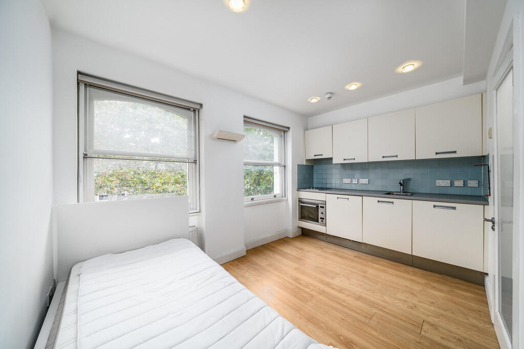 0 bed Studio for rent in Chelsea. From Martin & Co - Chelsea Riverside