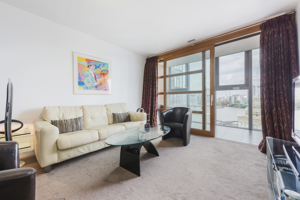 1 bed Apartment for rent in Wandsworth. From Martin & Co - Chelsea Riverside
