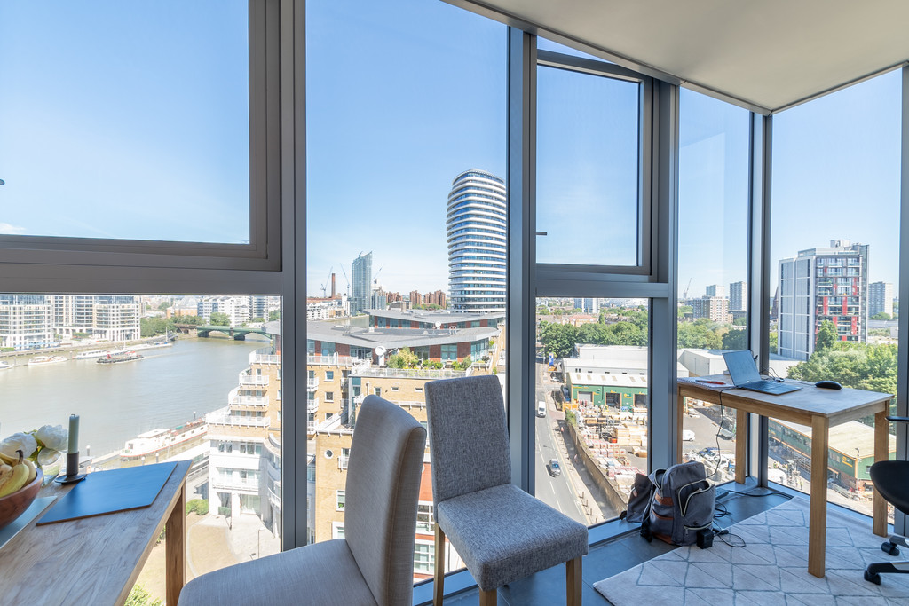 1 bed Apartment for rent in Wandsworth. From Martin & Co - Chelsea Riverside
