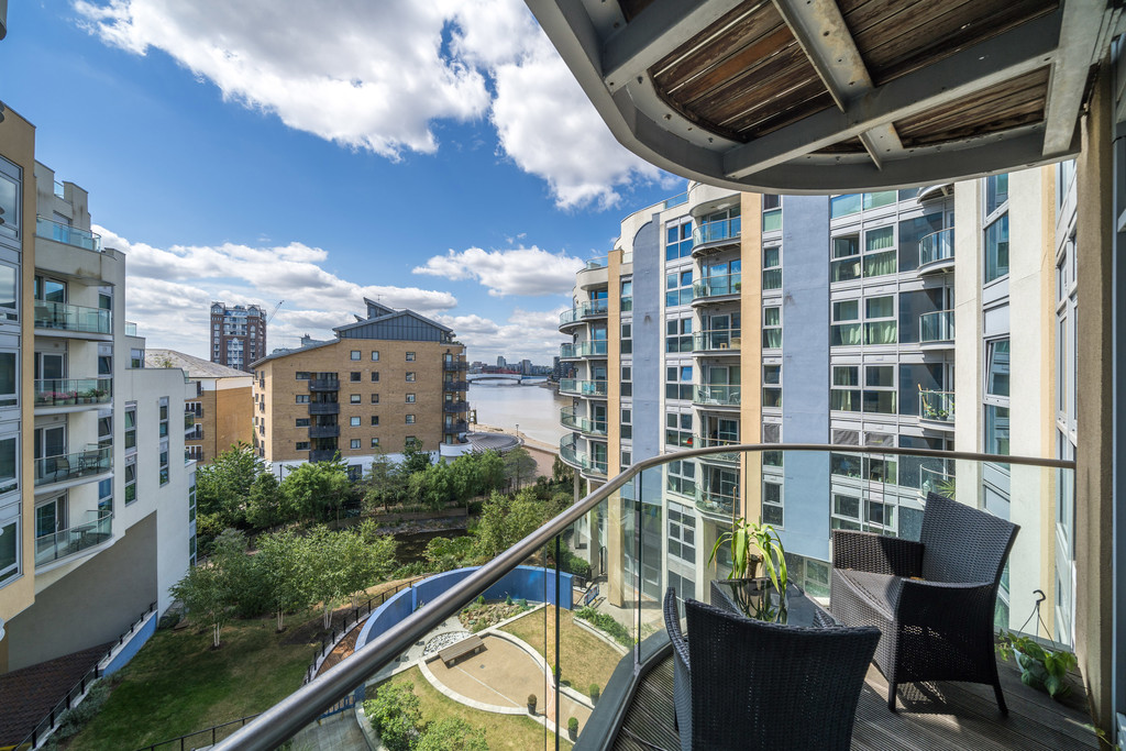 2 bed Apartment for rent in Battersea. From Martin & Co - Chelsea Riverside