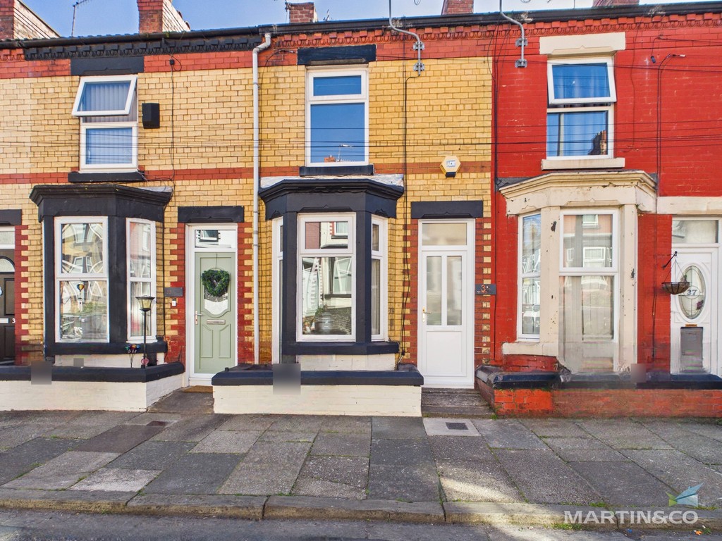 2 bed Mid Terraced House for rent in Birkenhead. From Martin & Co - Wirral Bebington