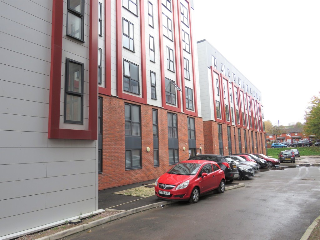 3 bed Apartment for rent in Liverpool. From Martin & Co - Wirral Bebington