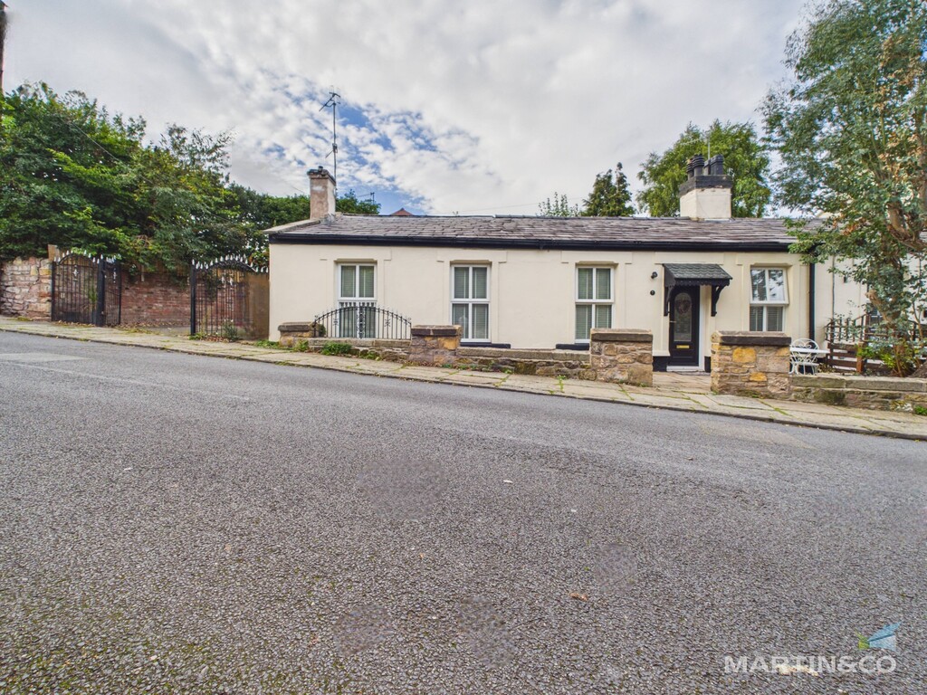 2 bed Semi-detached bungalow for rent in Storeton. From Martin & Co - Wirral Bebington 2 bed Semi-detached bungalow for rent in Storeton. From Martin & Co - Wirral Bebington