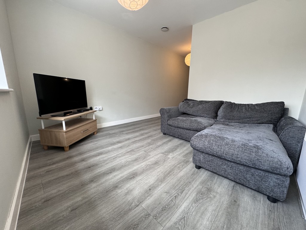 3 bed Apartment for rent in West Yorkshire. From Martin & Co - Leeds City