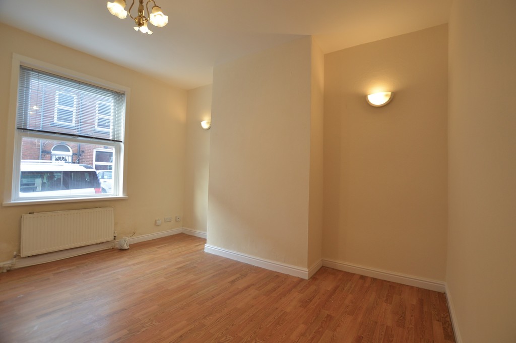 2 bed Mid Terraced House for rent in West Yorkshire. From Martin & Co - Leeds City 2 bed Mid Terraced House for rent in West Yorkshire. From Martin & Co - Leeds City