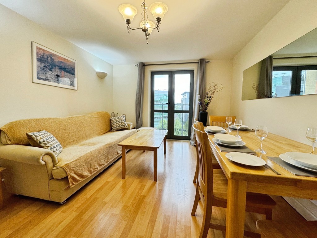 2 bed Apartment for rent in West Yorkshire. From Martin & Co - Leeds City