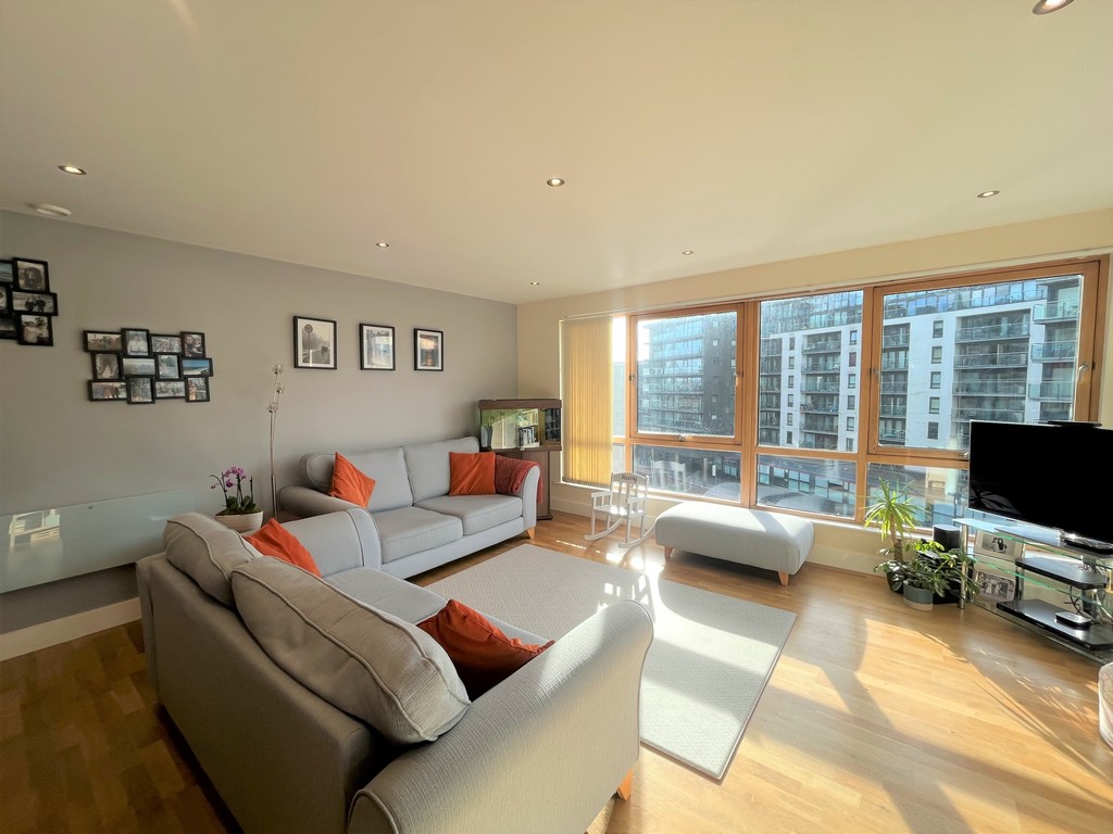 2 bed Apartment for rent in West Yorkshire. From Martin & Co - Leeds City