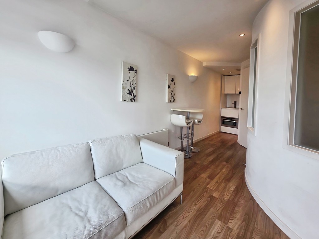 1 bed Apartment for rent in United Kingdom. From Martin & Co - Leeds City