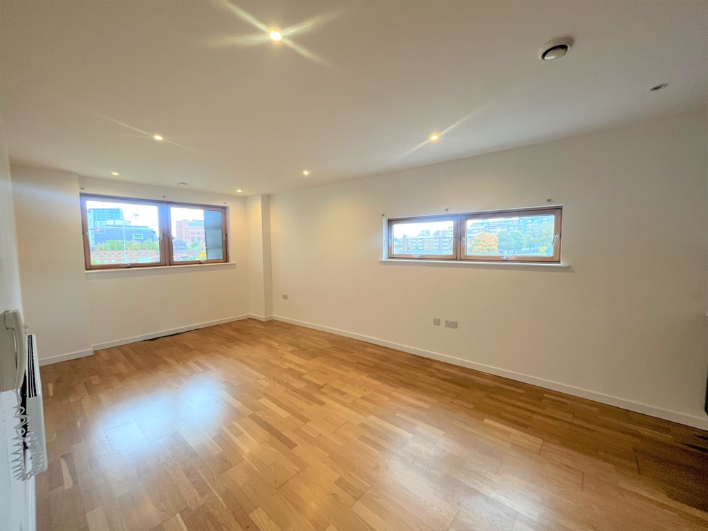 2 bed Apartment for rent in West Yorkshire. From Martin & Co - Leeds City