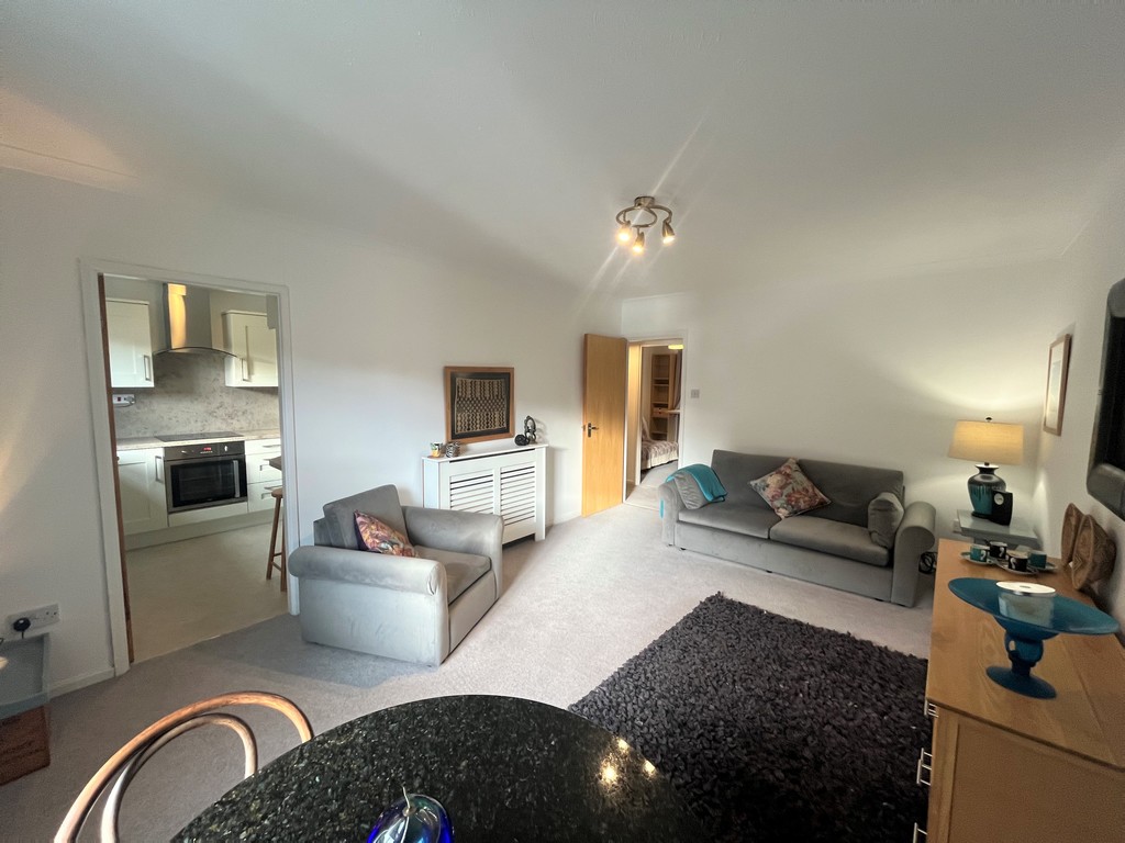 2 bed Apartment for rent in Leeds. From Martin & Co - Leeds City