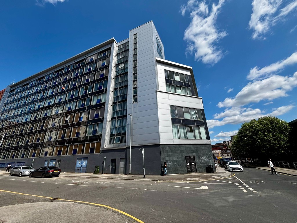 1 bed Apartment for rent in West Yorkshire. From Martin & Co - Leeds City 1 bed Apartment for rent in West Yorkshire. From Martin & Co - Leeds City