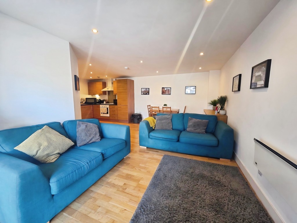 2 bed Apartment for rent in England. From Martin & Co - Leeds City 2 bed Apartment for rent in England. From Martin & Co - Leeds City