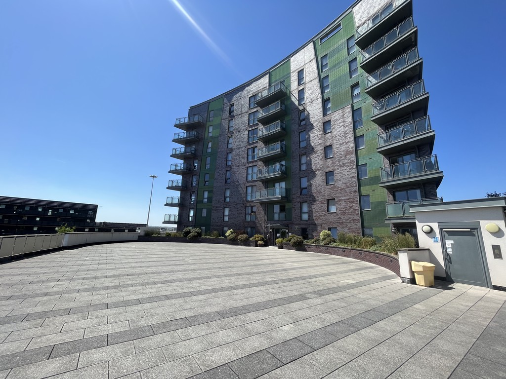 2 bed Apartment for rent in West Yorkshire. From Martin & Co - Leeds City