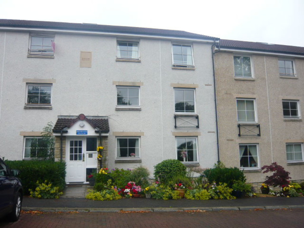 2 bed Apartment for rent in Fife. From Martin & Co - Dunfermline