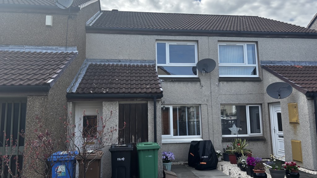 1 bed 1st Floor Flat for rent in Hillend. From Martin & Co - Dunfermline 1 bed 1st Floor Flat for rent in Hillend. From Martin & Co - Dunfermline