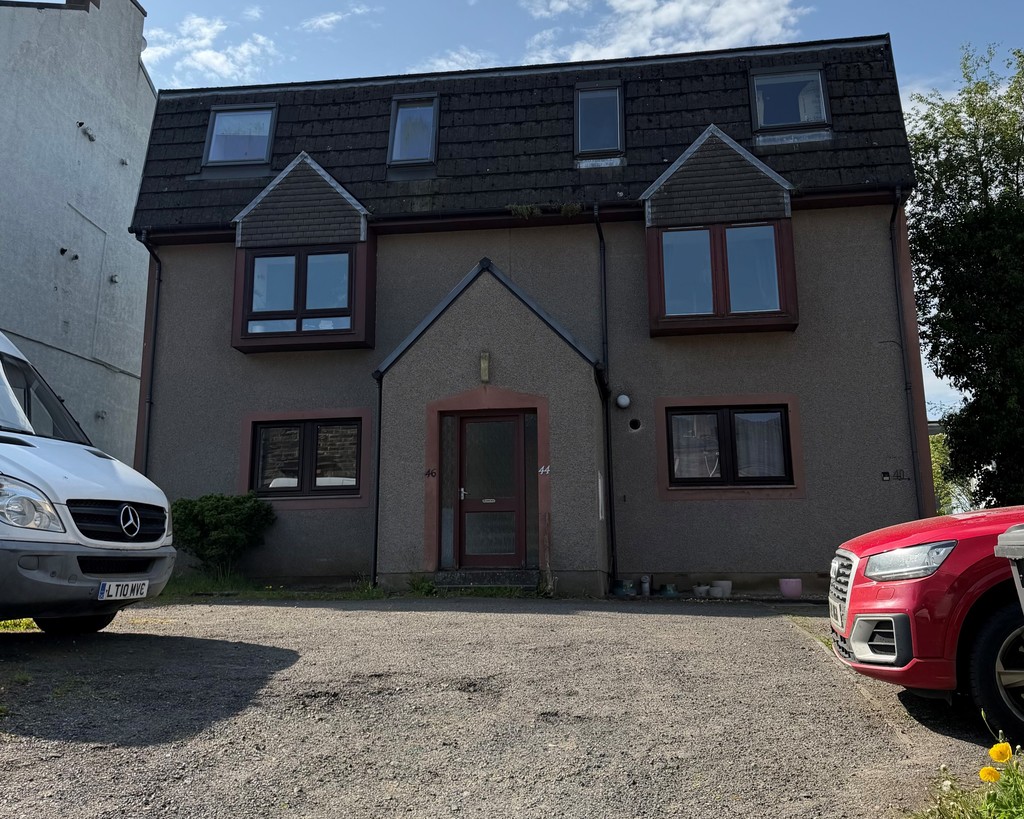 1 bed Ground Floor Flat for rent in Fife. From Martin & Co - Dunfermline