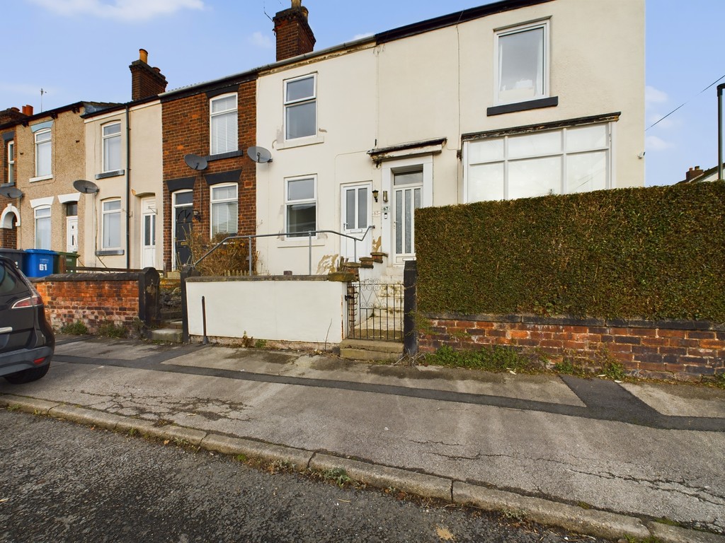 2 bed Mid Terraced House for rent in Chesterfield. From Martin & Co - Chesterfield