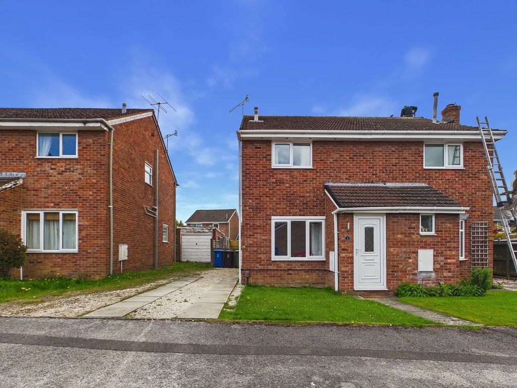 2 bed Semi Detached for rent in Chesterfield. From Martin & Co - Chesterfield