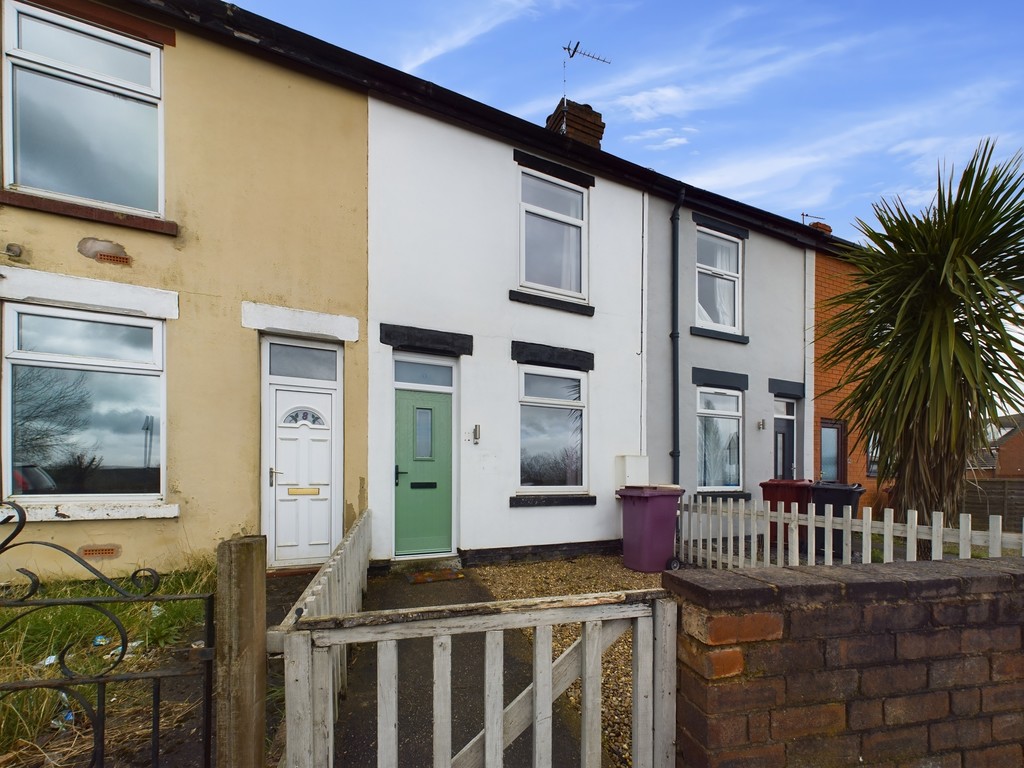 2 bed Mid Terraced House for rent in Chesterfield. From Martin & Co - Chesterfield 2 bed Mid Terraced House for rent in Chesterfield. From Martin & Co - Chesterfield
