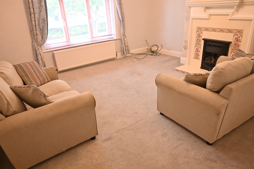 2 bed Flat for rent in West Yorkshire. From Martin & Co - Saltaire