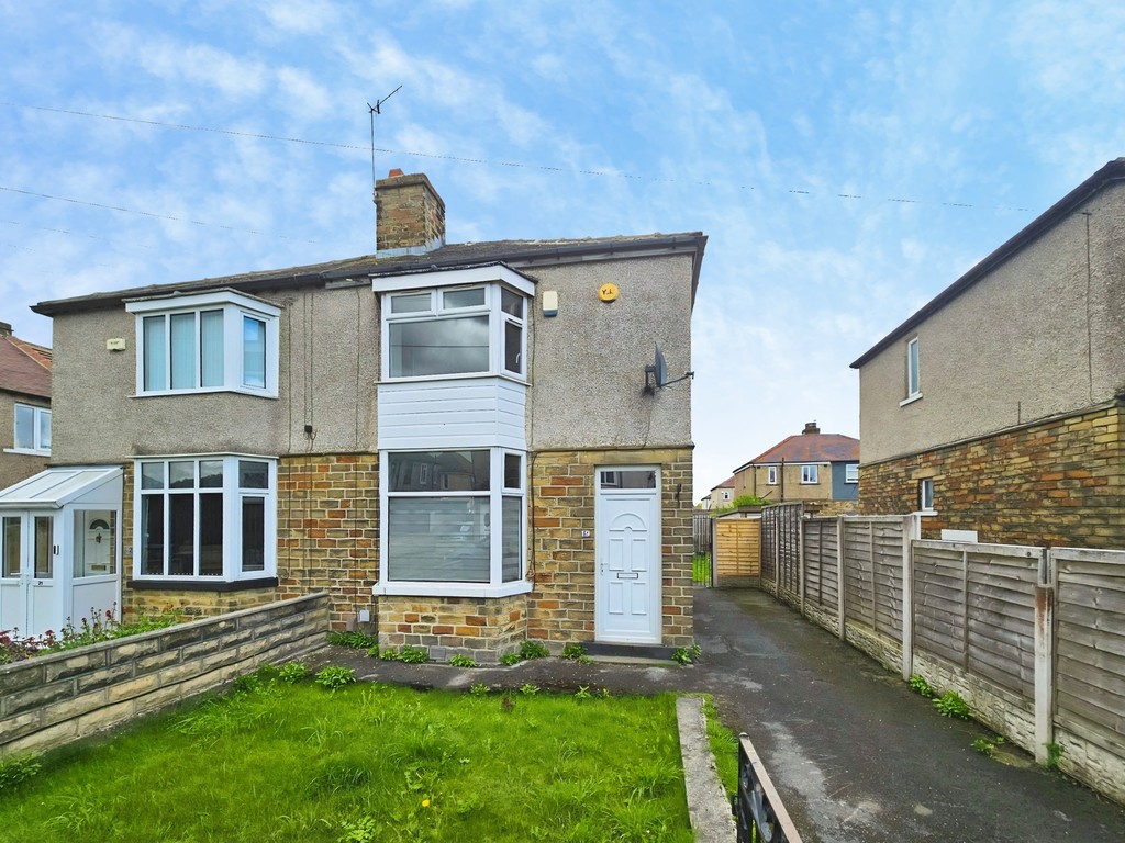 3 bed Semi Detached for rent in West Yorkshire. From Martin & Co - Saltaire 3 bed Semi Detached for rent in West Yorkshire. From Martin & Co - Saltaire