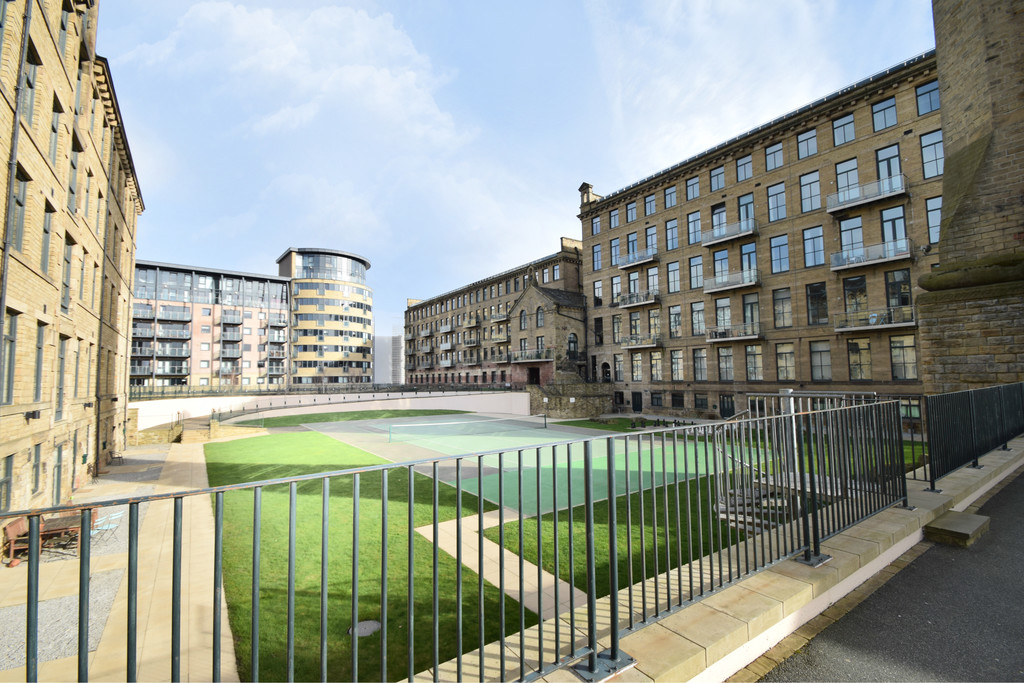2 bed Apartment for rent in Baildon. From Martin & Co - Saltaire 2 bed Apartment for rent in Baildon. From Martin & Co - Saltaire