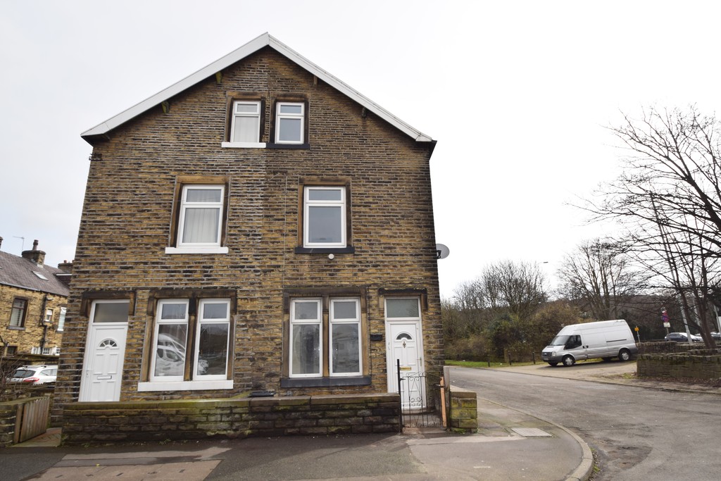 3 bed End of Terrace for rent in Keighley. From Martin & Co - Saltaire 3 bed End of Terrace for rent in Keighley. From Martin & Co - Saltaire