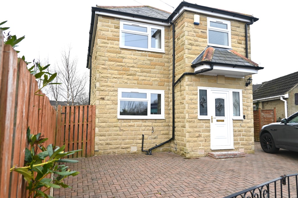3 bed Detached for rent in Lee Lane. From Martin & Co - Saltaire 3 bed Detached for rent in Lee Lane. From Martin & Co - Saltaire
