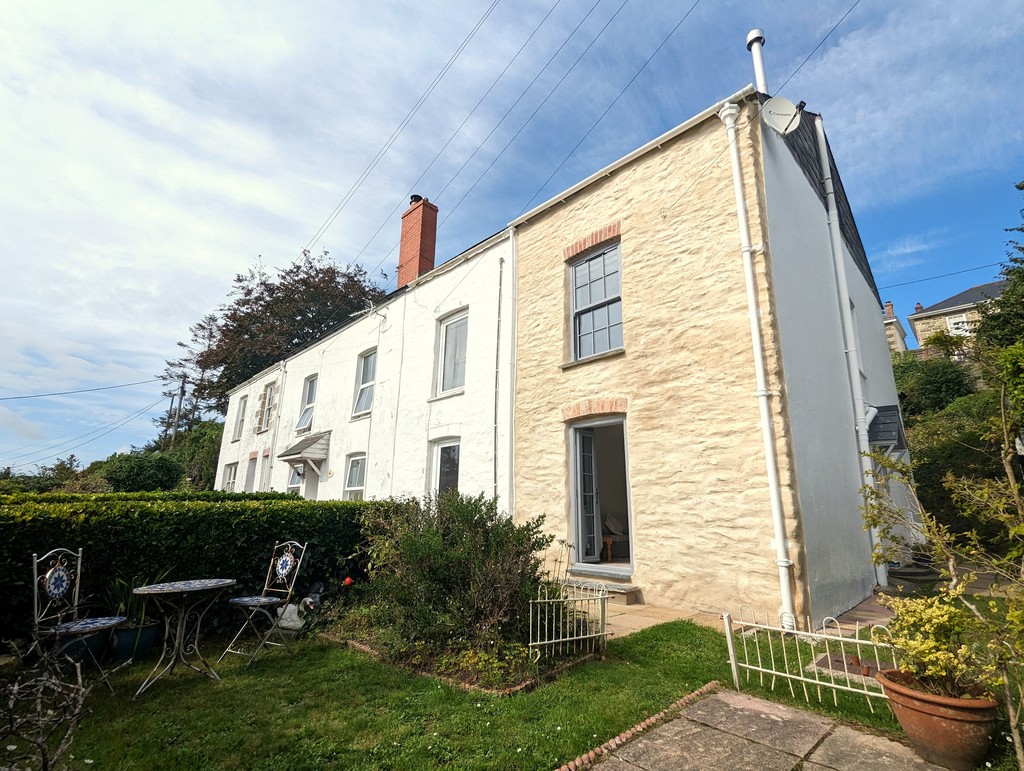 2 bed End of Terrace for rent in Devoran. From Martin & Co - Truro