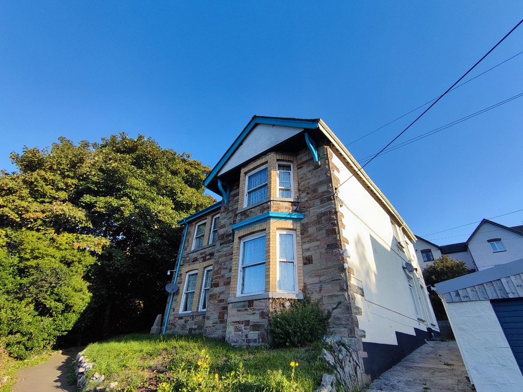 0 bed Studio for rent in Bodmin. From Martin & Co - Truro